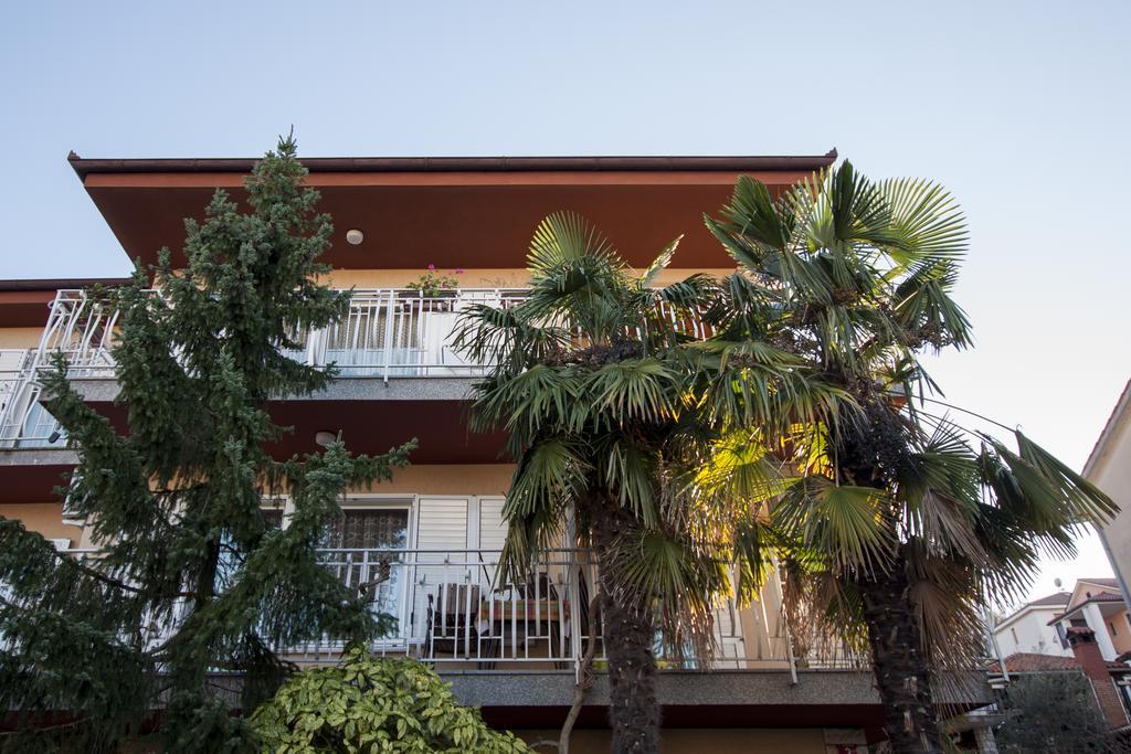 Apartments Samec Izola Eksteriør billede